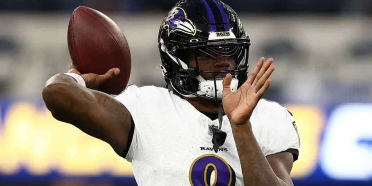 Lamar Jackson is 'type of guy that you can only ask for' as quarterback, Ravens teammate Marcus Williams says