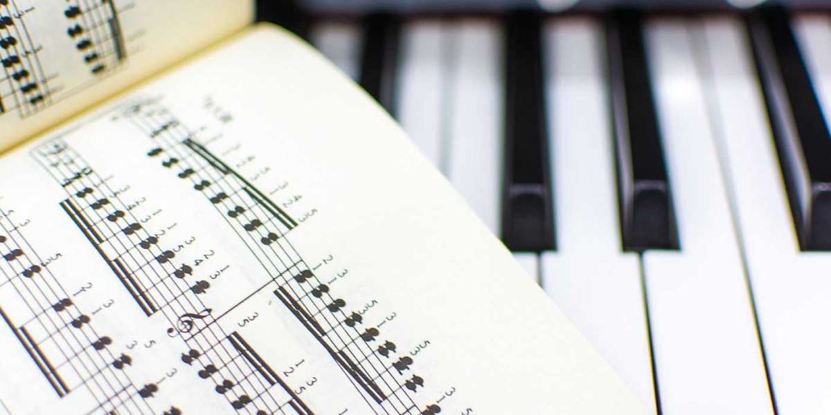HOW ONLINE MUSIC THEORY CAN ELEVATE YOUR SKILLS