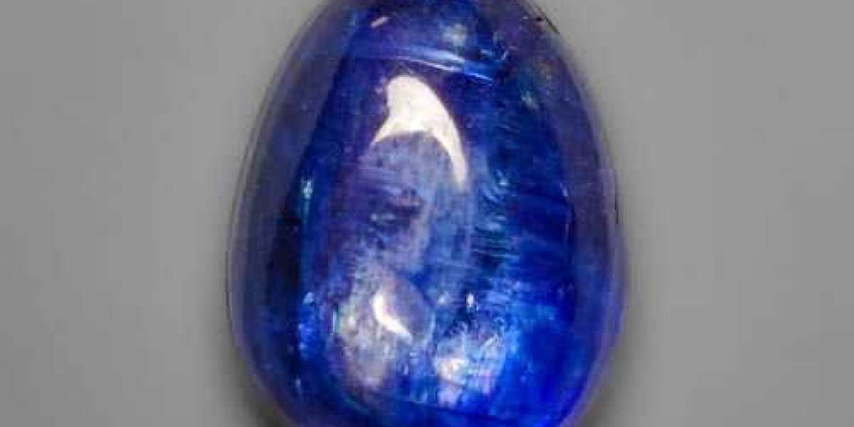 Kyanite: The Unique Gemstone of Tranquility